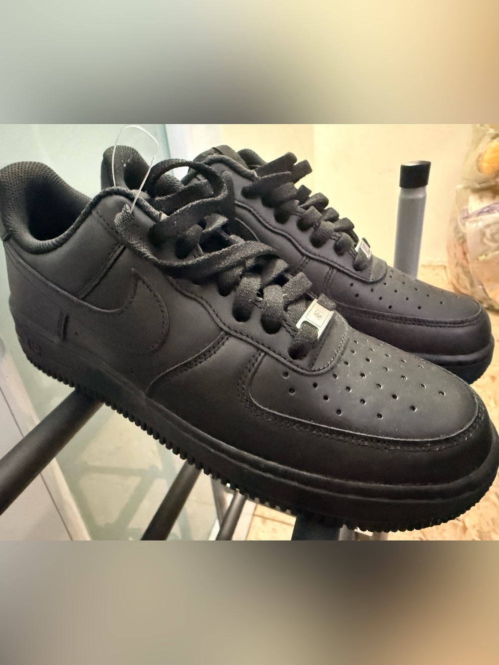 Nike Black Low-Top Leather Sneakers